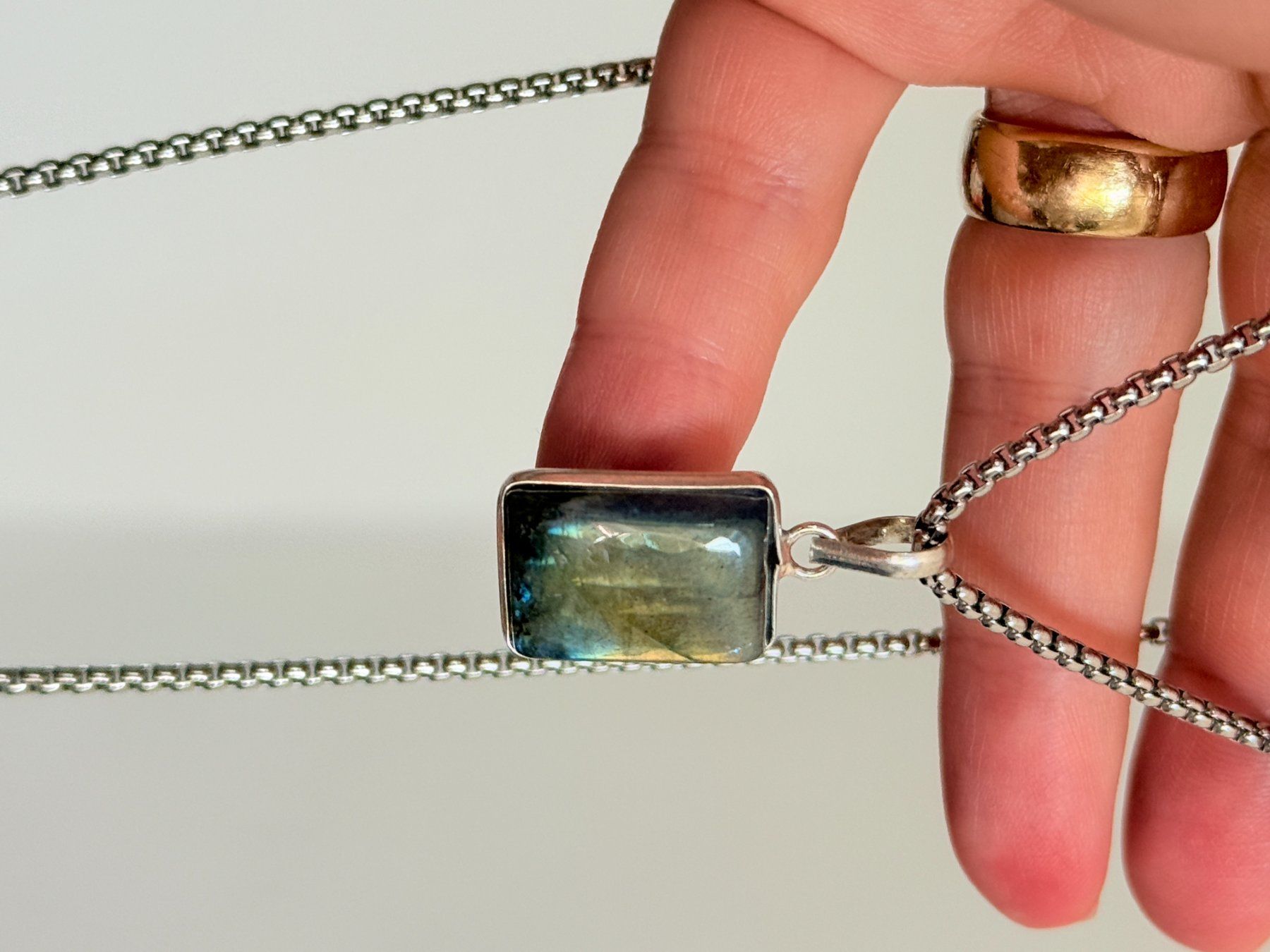 Catenine: Fashionable labradorite necklace – Nuovo e nell'imballaggio originale da Genève venduto da AGBERG 7