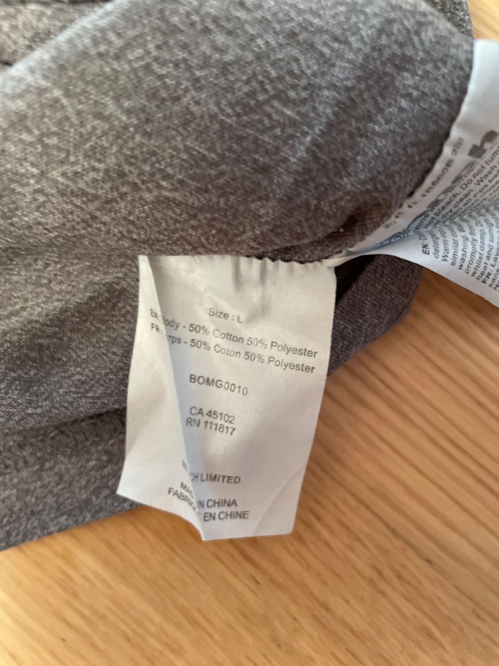Bench T-Shirts: Tshirt Bench L – Gebraucht aus Basel von pilzliii 5