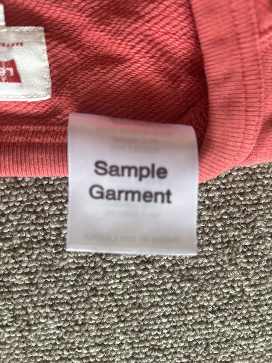 Levi's Pulls & Sweat-shirts: Levis Pullover Grösse M – D'occasion à Kölliken par Sabay2012 9