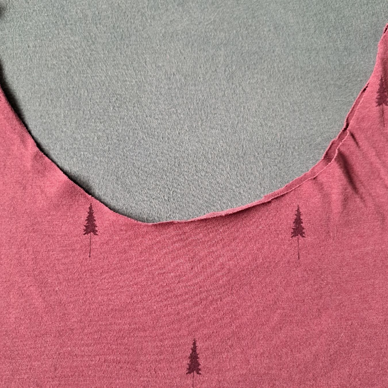 Nikin T-shirt: NIKIN Baum Muster T-Shirt, Grösse S – Usato da Kriegstetten venduto da Jakasi 2