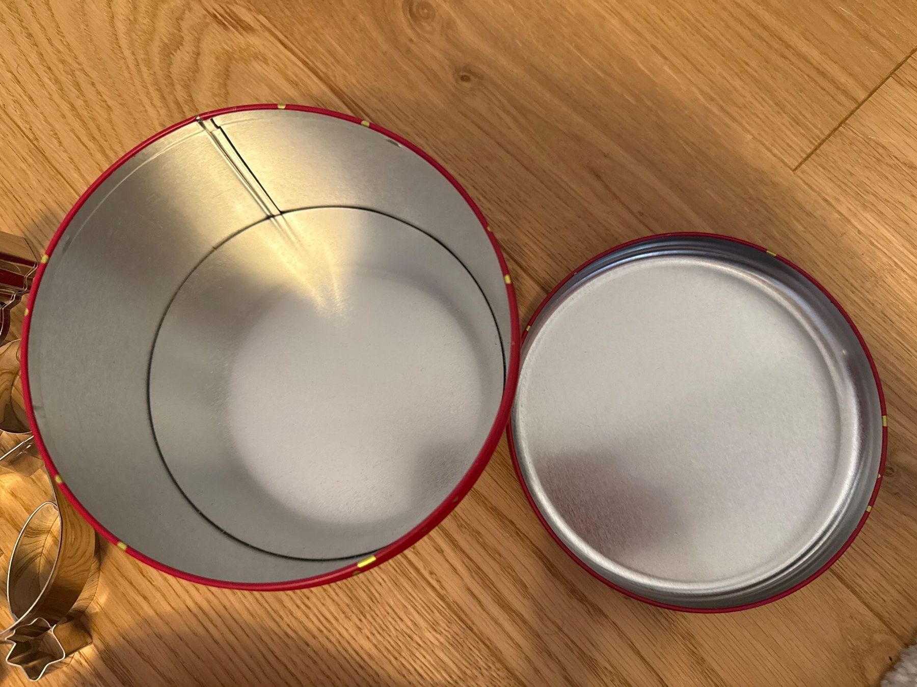 Migros Backformen: NEU! Weihnachtsdose mit Ausstecher – Neu (gemäss Beschreibung) aus Schönenwerd von d.chiara 4