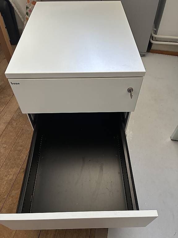 Schränke: Schubladenschrank Büro – Gebraucht aus Bern von Veronicapadurr