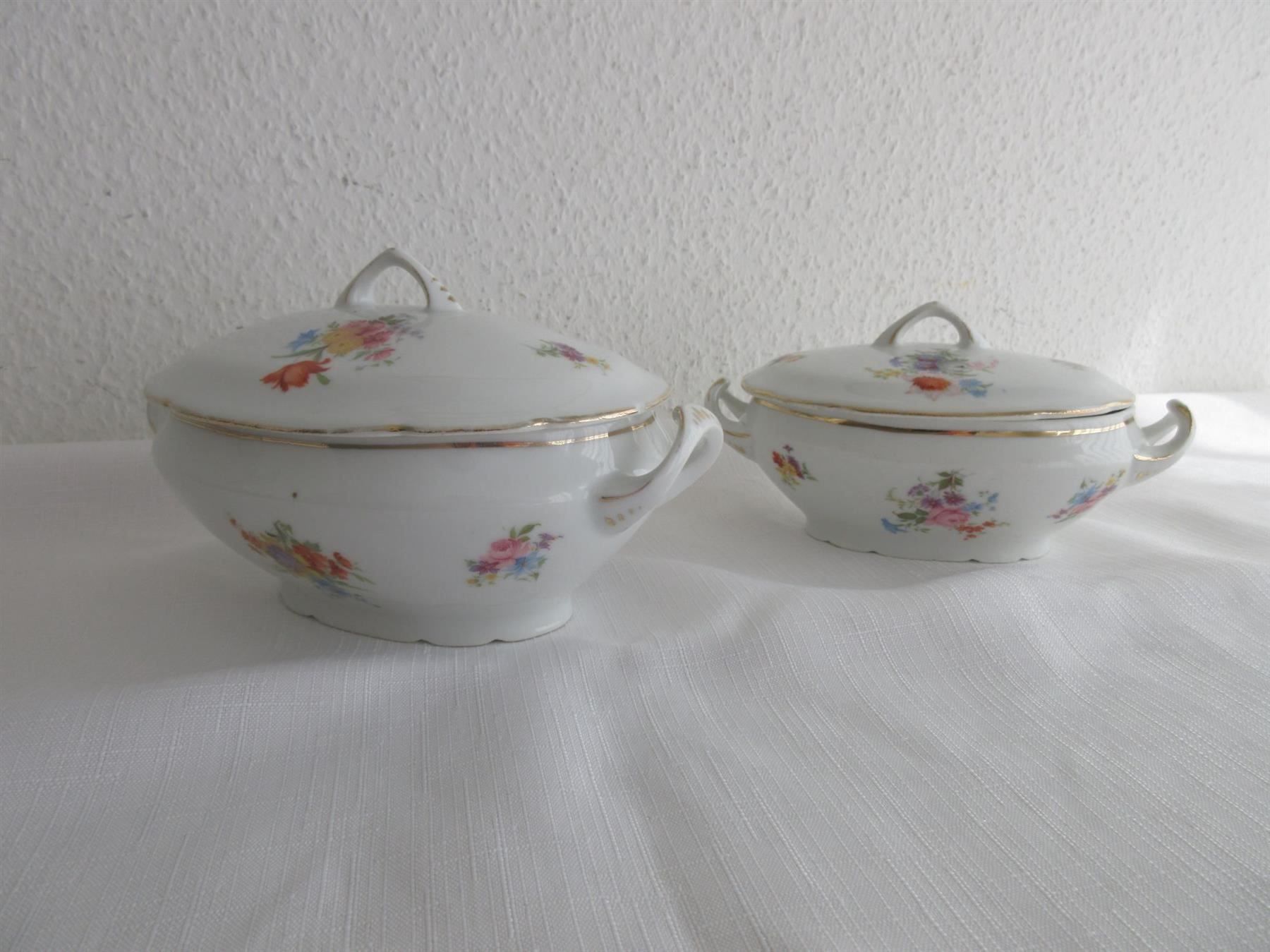 Schalen: 2 ovale Schalen mit Deckel – Gebraucht aus Binningen von Oldfashion 2