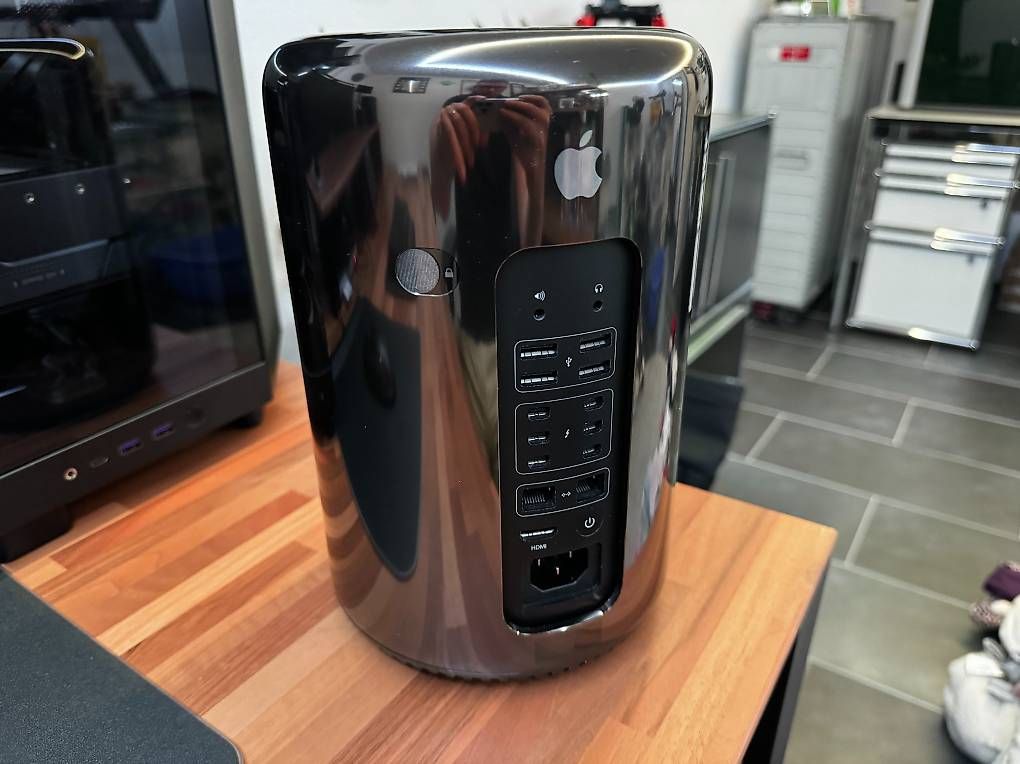 Apple PCs: Mac Pro (Late 2013) – Gebraucht aus Glattfelden von Dani_Tanner