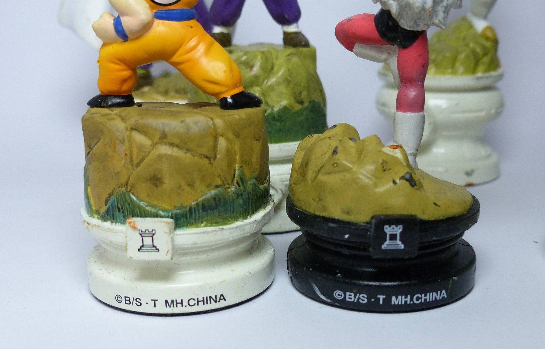 Statuette: DRAGON BALL Z 2003 MEGAHOUSE CHESS SET – Usato da Lugano venduto da YouWantUS 4