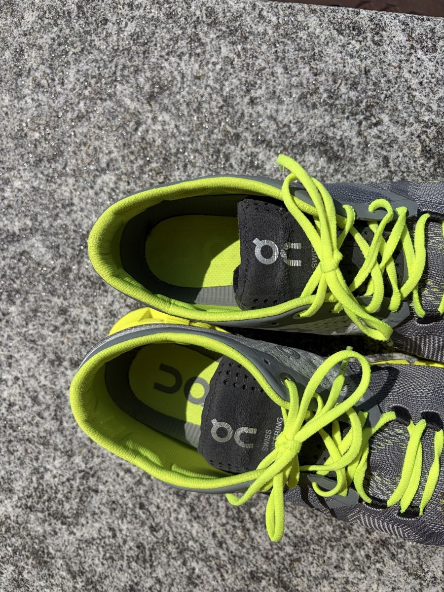 On Chaussures hommes: ON CLOUD Laufschuhe gr.40.5 – D'occasion à Maggia par johannaf01 3