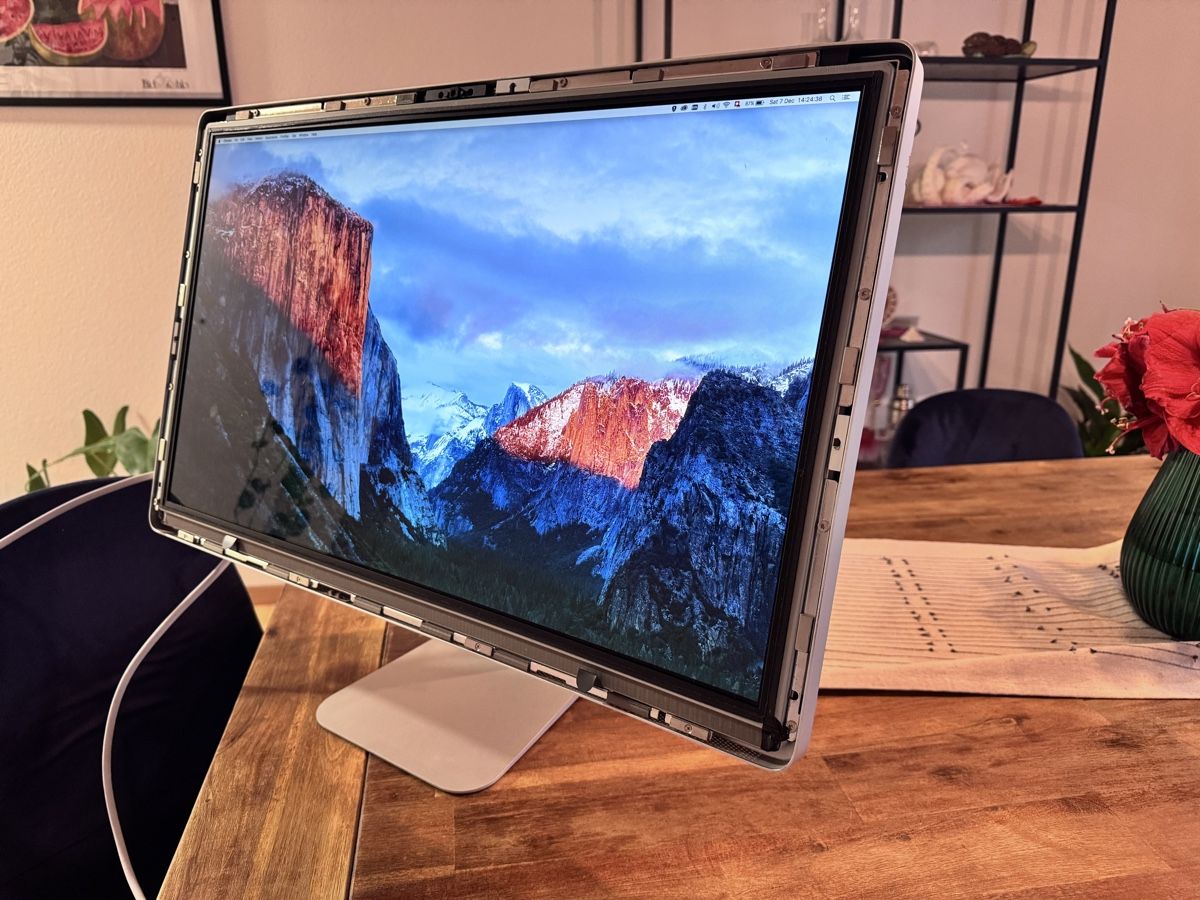 Apple Monitore: Apple Thunderbolt Display 27” – Gebraucht aus Zürich von  5