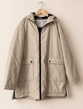 Zara Herbst-/Winterjacke Gr. 152 – wasserdicht – neuwertig