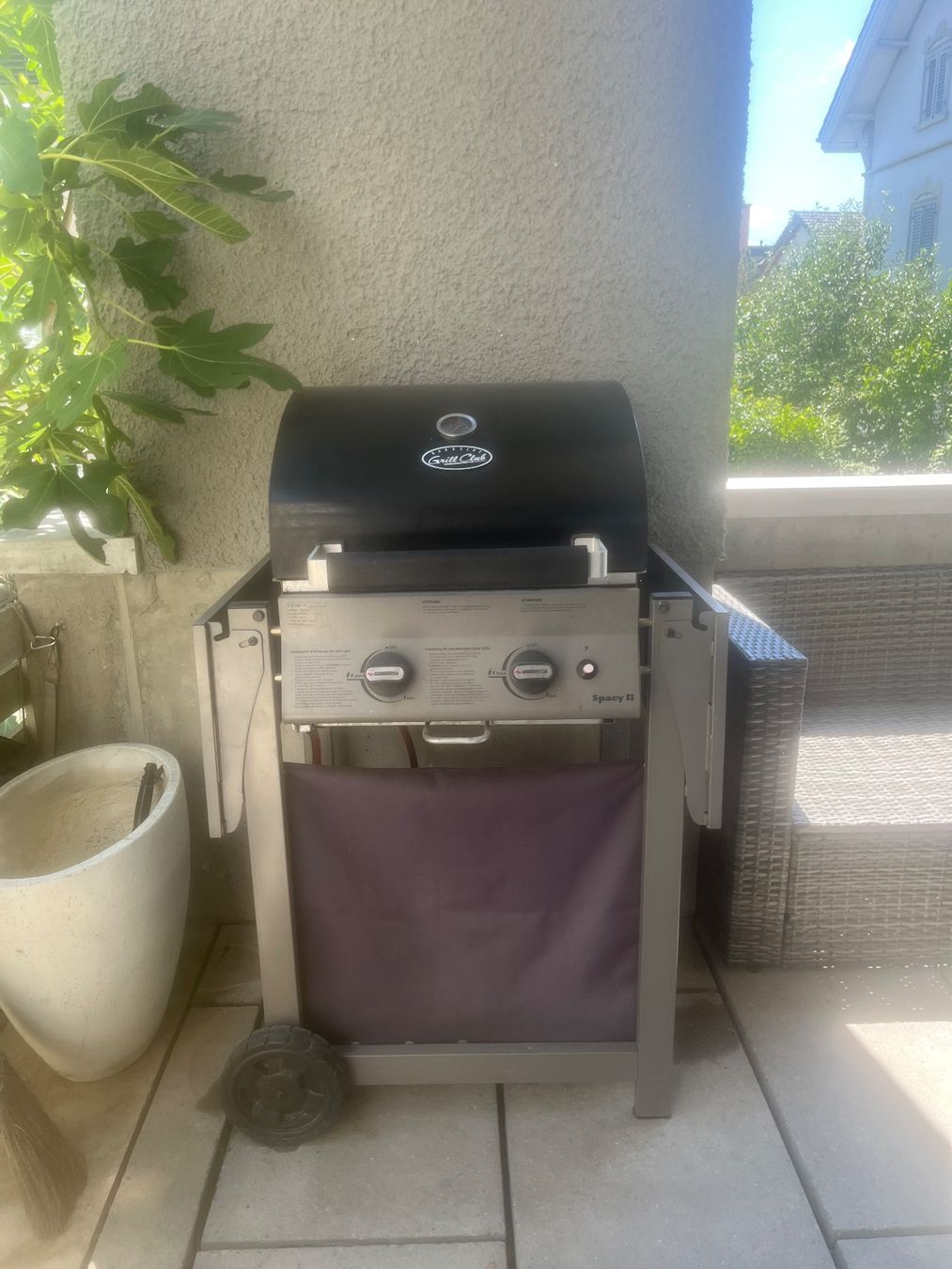 Grils: Gasgrill Barbecue – D'occasion à Uster par flo_qg8y