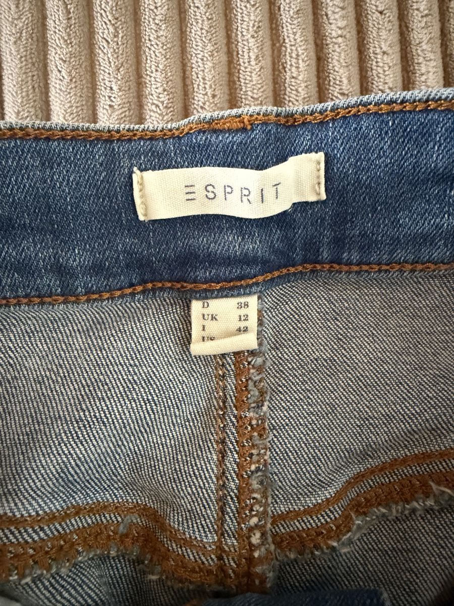 Esprit Gonne: neuwertiger Esprit Jupe Grösse 38 – Nuovo (secondo la descrizione) da Recherswil venduto da luca_v 2