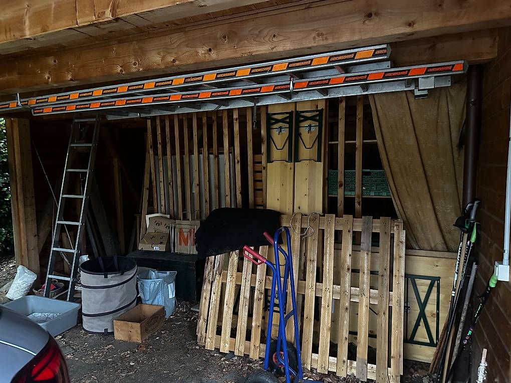 Casette da giardino & serre: À RÉCUPÉRER  CABANE EN BOIS AVANT DÉMOLITION – Usato da granges-paccot venduto da mei_h7wk 1