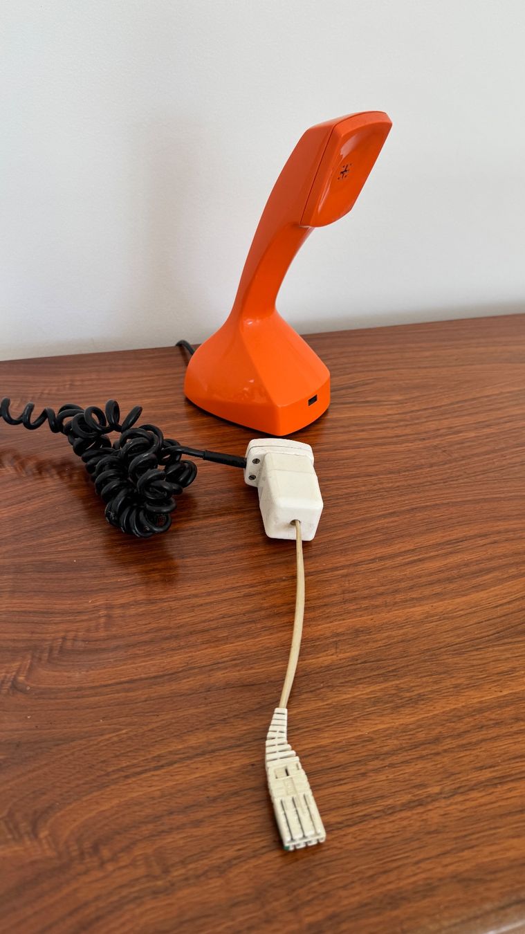 Telefoni: Téléphone vintage années 70 Ericofon – Usato da giffers venduto da sev_c9x9 3