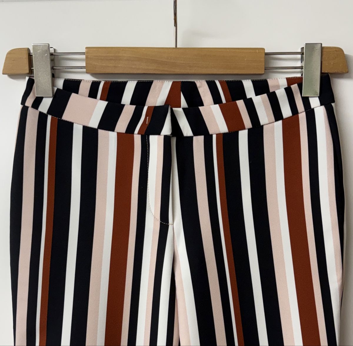 Cambio Pantalons: CAMBIO Elegante gestreifte Hose G.34 – D'occasion à Oberwil BL par DANA_FOX 1
