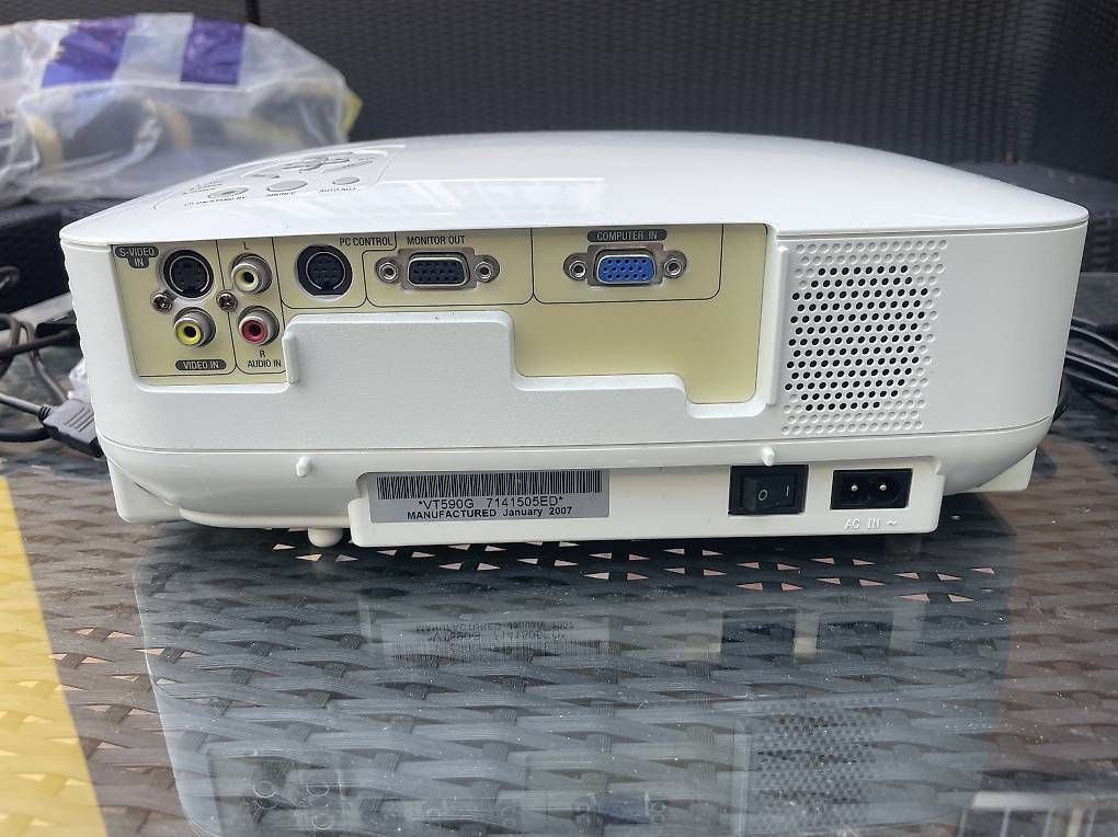 Vidéoprojecteurs: Nec Beamer – D'occasion à Olten par Giorgio7777 2