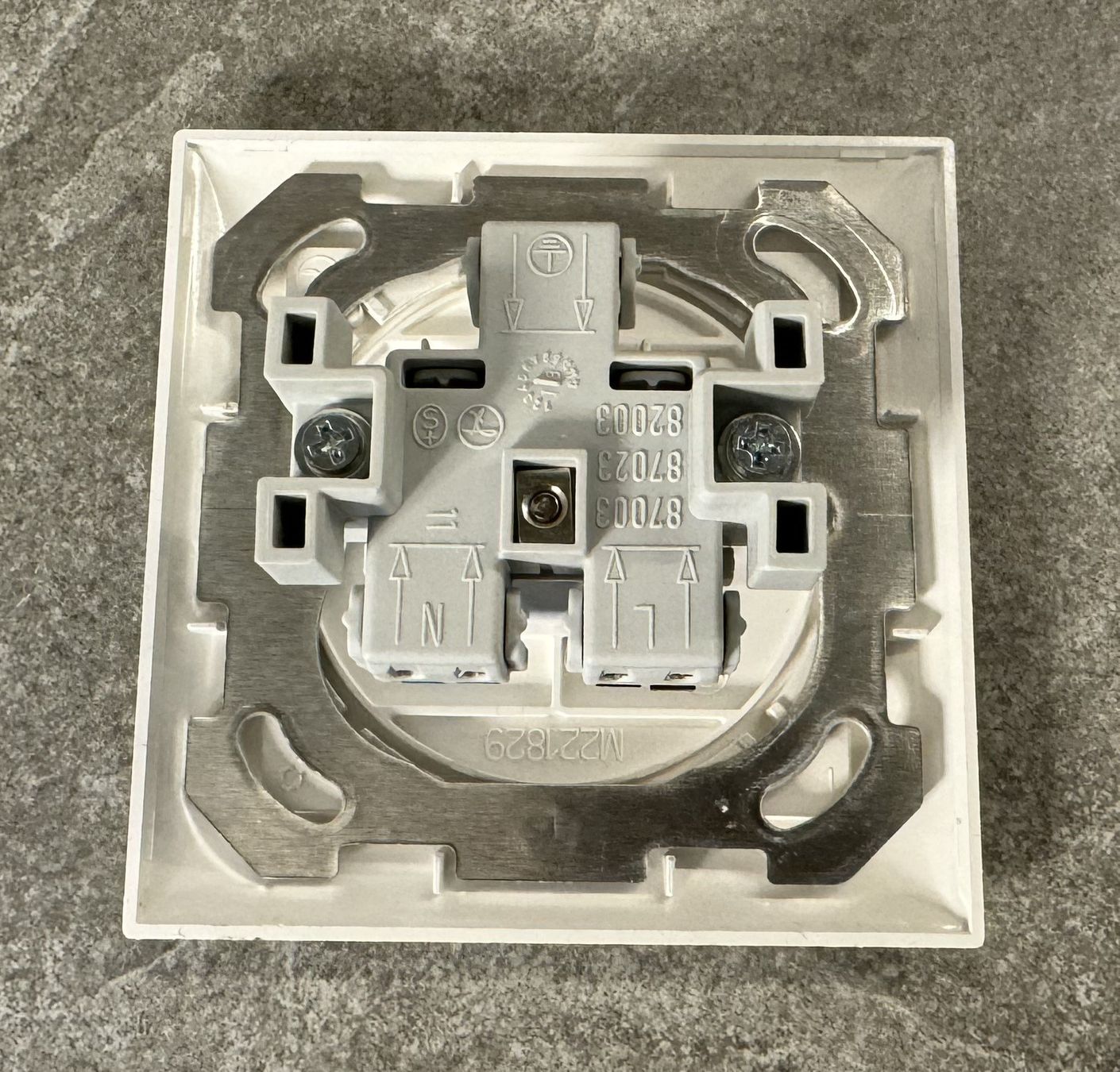 Stecker: Feller EDIZIO Unterputz-Steckdose | T13 ... – Neu (gemäss Beschreibung) aus Chur von Papageibarsch77 3