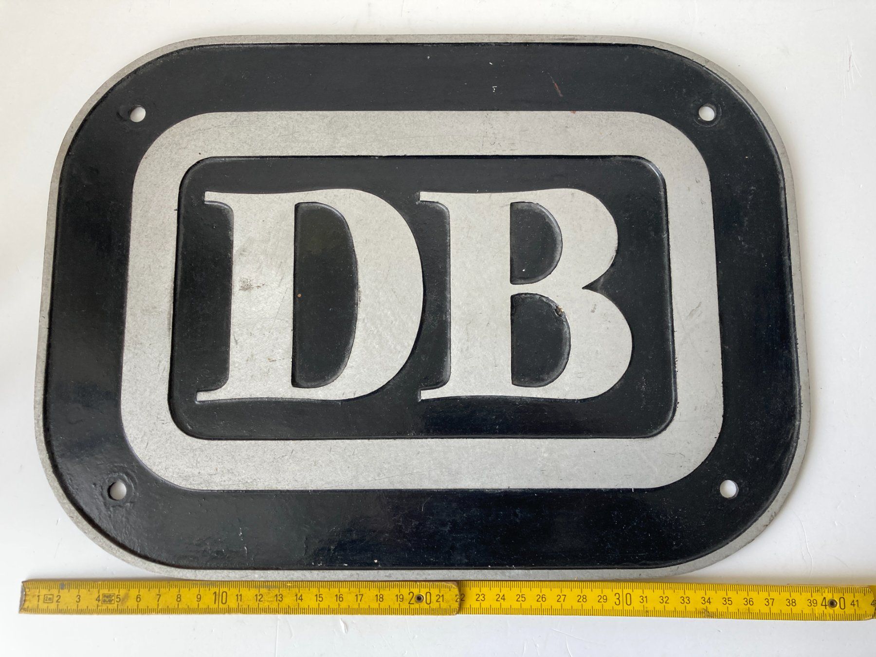Schilder: Altes Lokschild der DB – Gebraucht aus Zwingen von  3