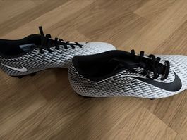 Nike bravata II