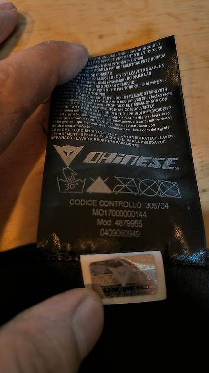 Protezioni & Imbottiture: Rückenpanzer DAINESE – Usato da Winterthur venduto da Noah_Maghrebi 3