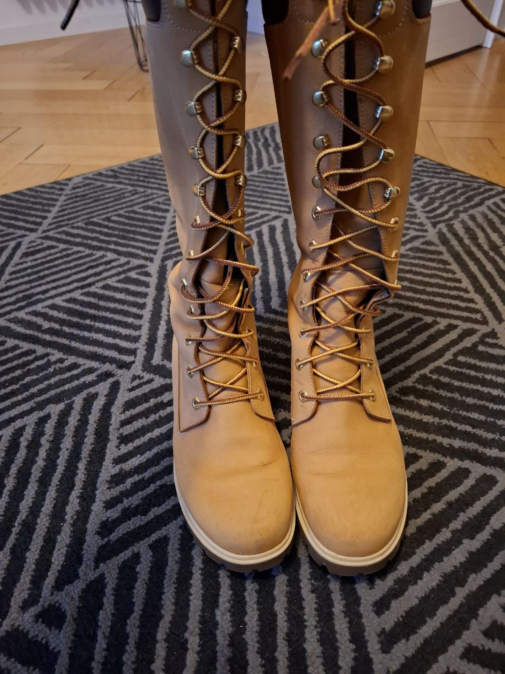 Timberland Scarpe da donna: Bottes hautes Timberland – Usato da Neuchâtel venduto da FloKo88 1