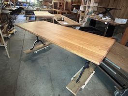 Beizentisch, Guss Fuss Tisch, Schweizer Eiche, 227 x 95 cm