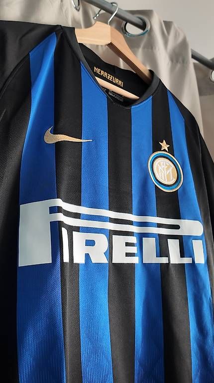 Leibchen & Hosen: Inter Nike Home 2017/18 Pirelli Taglia M Originale – Gebraucht aus Biasca von red_bear 1
