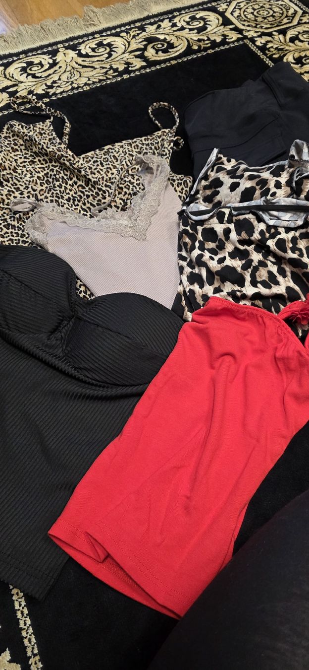 Lotti di vestiti: 16 teiliges Kleider Paket,  Damen – Usato da Kaufdorf venduto da Nati-Nati 1
