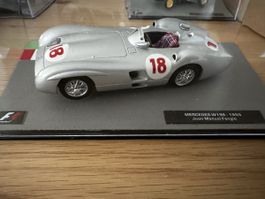 Formel 1 1:43 Fahrzeug inkl. Plexiglas Vitrine ab 19.-
