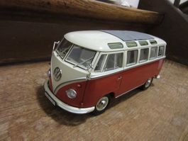 Volkswagen T1 Samba Bus - VW-Bus-Modell von Schuco, 1:18