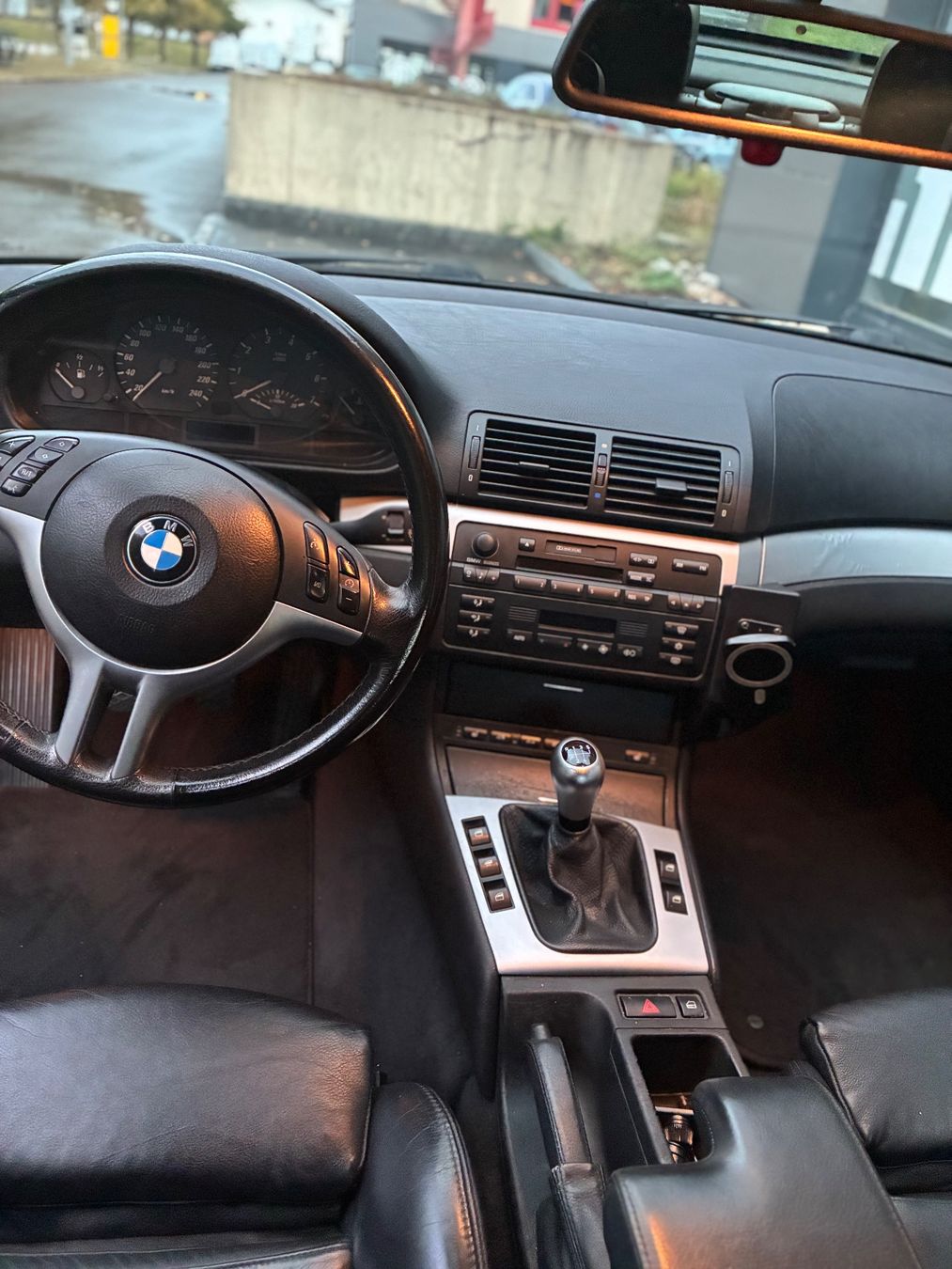 BMW Autos: BMW 325 Ci Cabrio e46 – D'occasion à Windisch par S.O.S 4