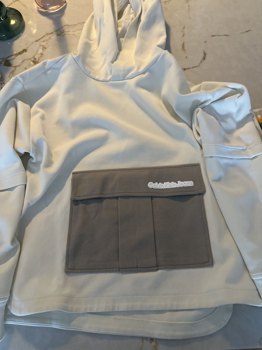 Calvin Klein Maglioni & Felpe: Sweat-shirt Calvin Klein – Usato da Founex venduto da reb_fws9