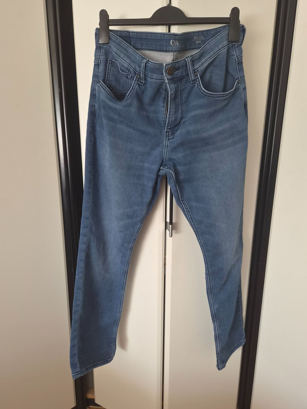 C&A Jeans: Jeans C&A Herren Slim dunkelblau Grösse 34/30gute Zustand – Gebraucht aus Zürich von Citalo