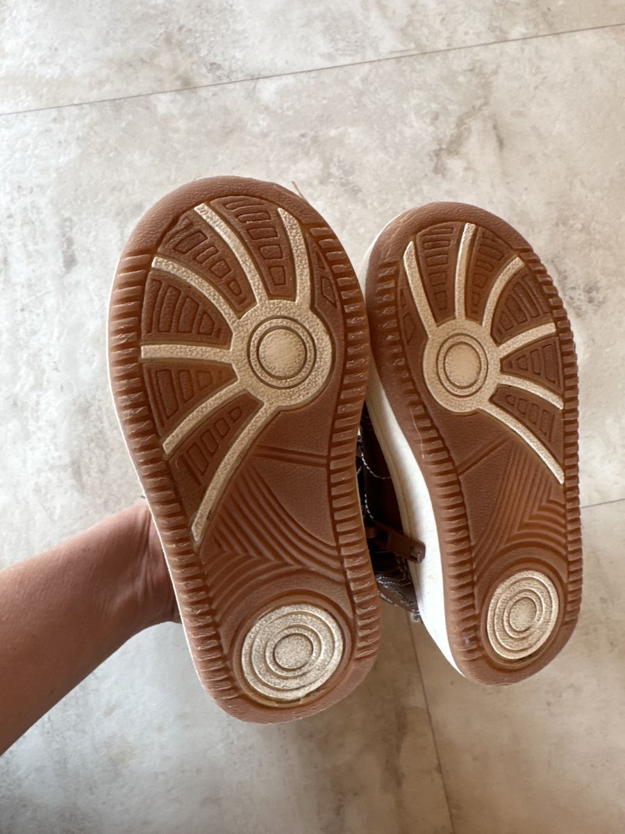 Scarpe per ragazzi: Schuhe Grösse 22 – Usato da Unterwasser venduto da eka_9dvq 6