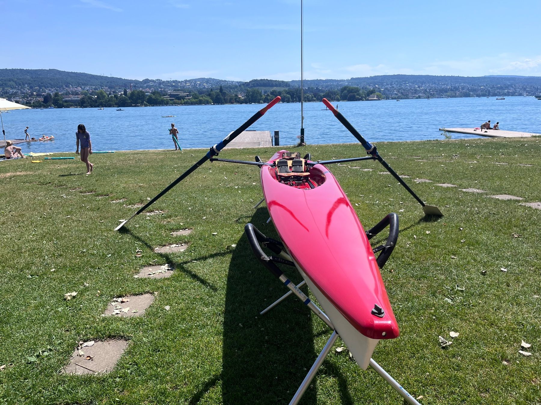 Boote: Einer-Ruderboot der Manufaktur BBG Typ ECHO – Gebraucht aus Zürich von aneme