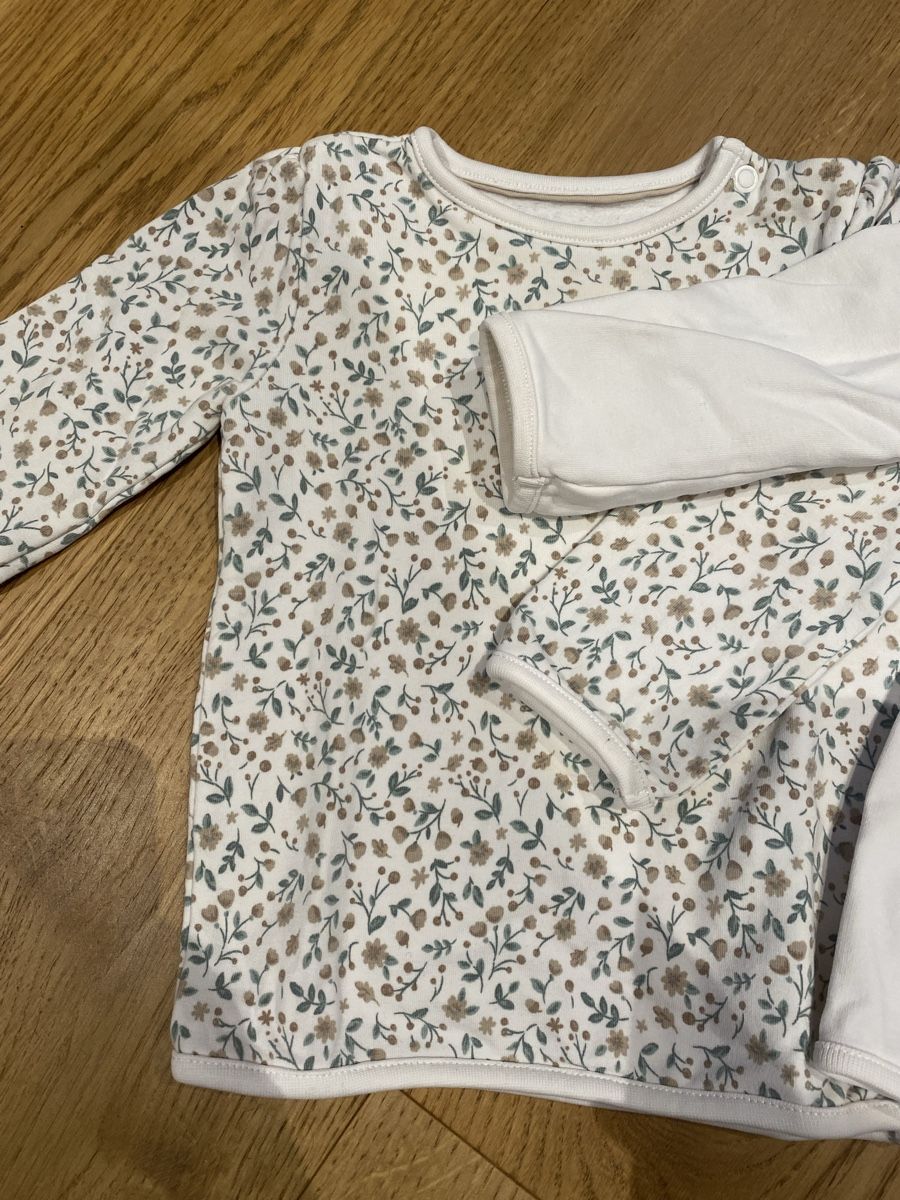 C&A Pulls et sweat-shirts: 2 Pullover Gr. 74,Top Zustand – D'occasion à Hohentannen par Hawaii29 2
