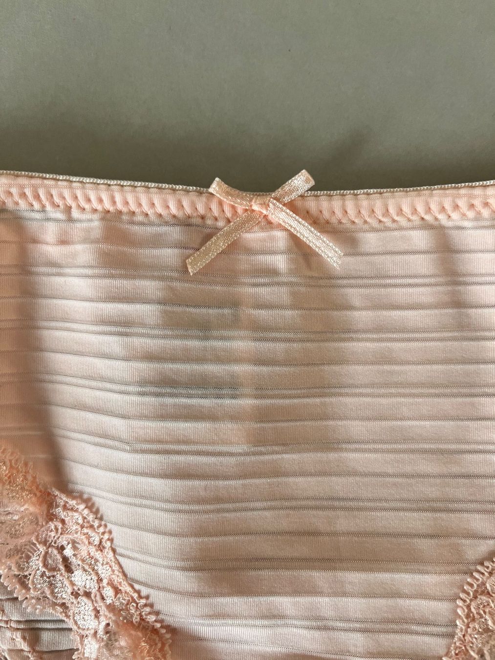 Altra biancheria intima: S. OLIVER, Slip mit Spitzen, Grösse 44/46, Farbe Hellrosa – Nuovo e nell'imballaggio originale da Rudolfstetten venduto da gst_g7xl 1