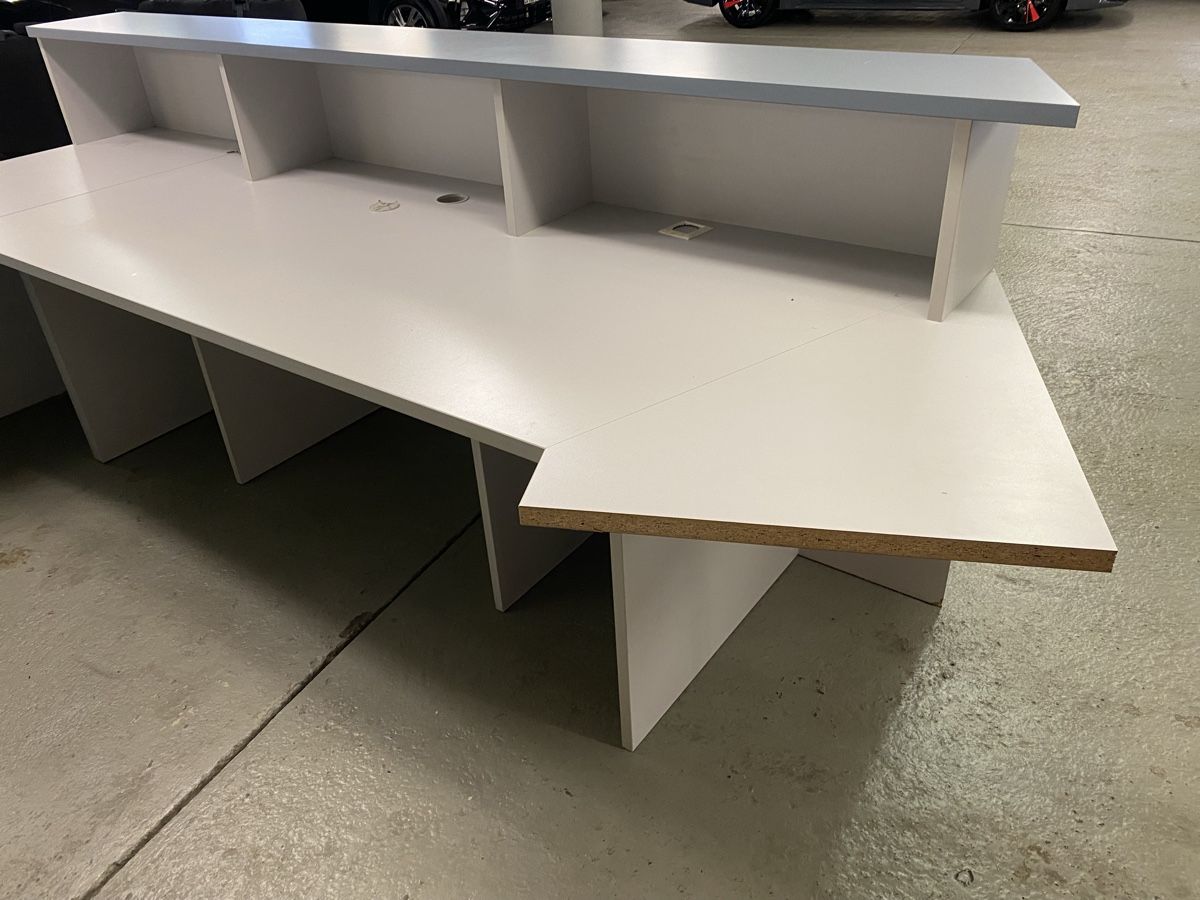 Allestimento di negozi e stand fieristici: Empfangsbüro / Arbeitsplatz – Usato da Hägglingen venduto da Karin0802 2