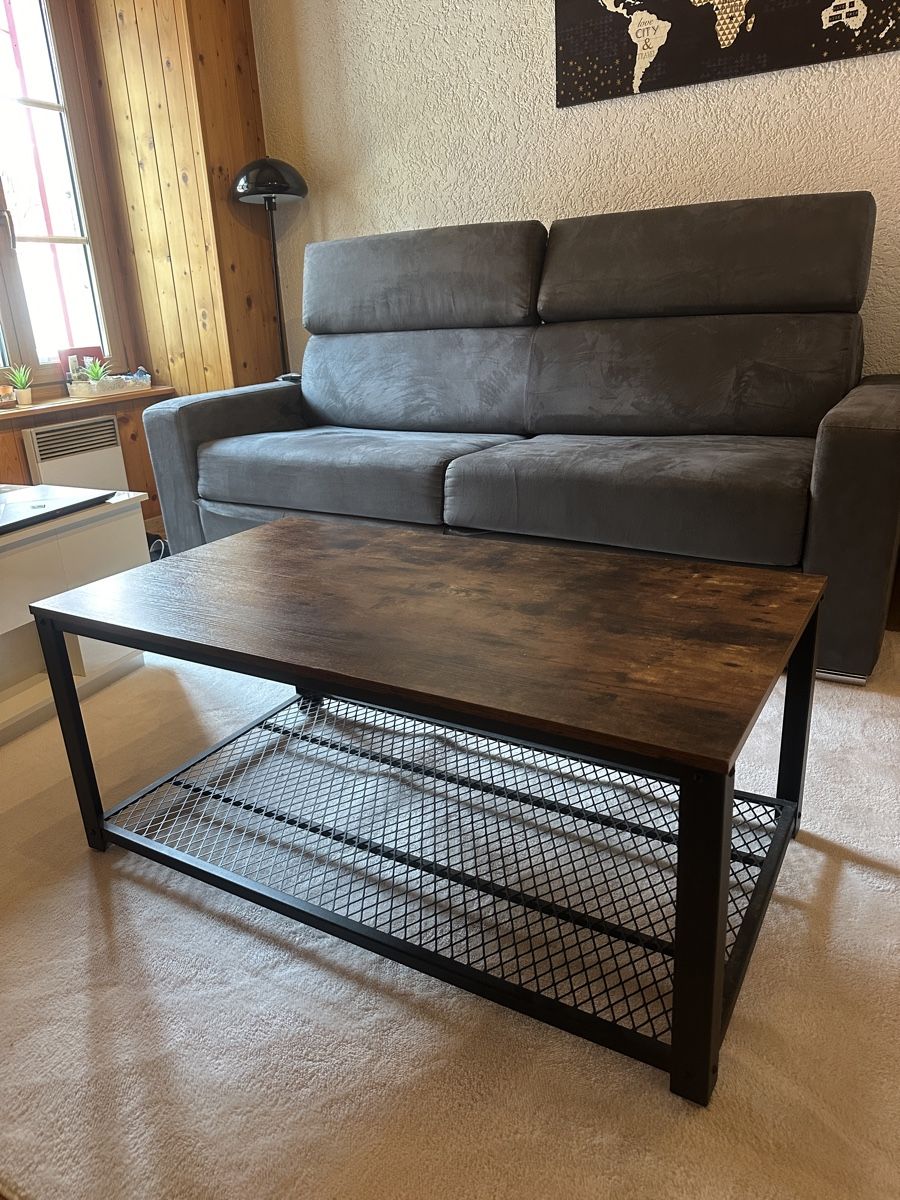 Tavoli: Table basse style industriel - Parfait état, solide! – Usato da Châtel-St-Denis venduto da eli_6djn 1