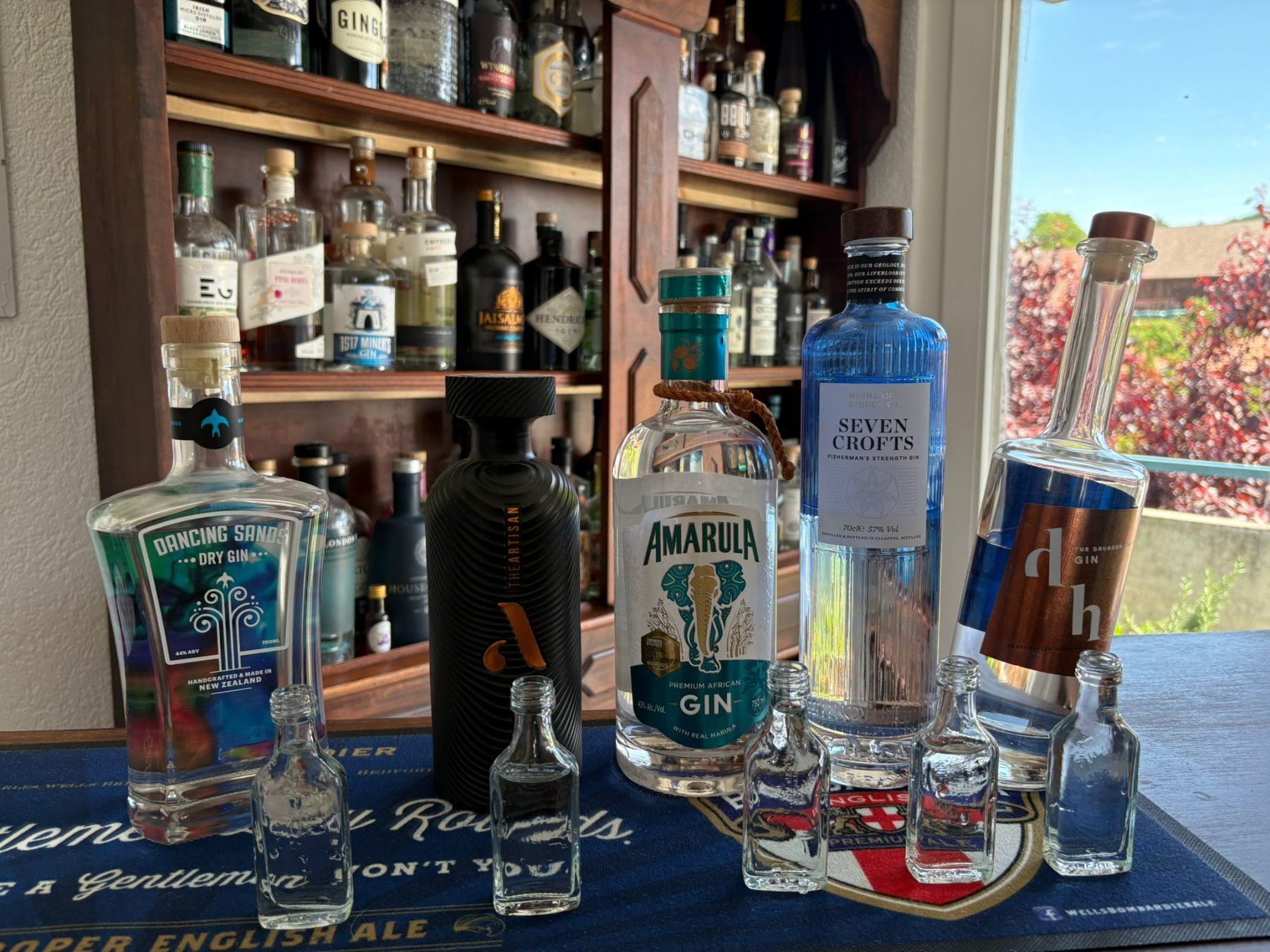 Bevande alcoliche: Gin Tasting-Set 5CHF – Nuovo (secondo la descrizione) da La Côte-aux-Fées venduto da lou_wln9 1