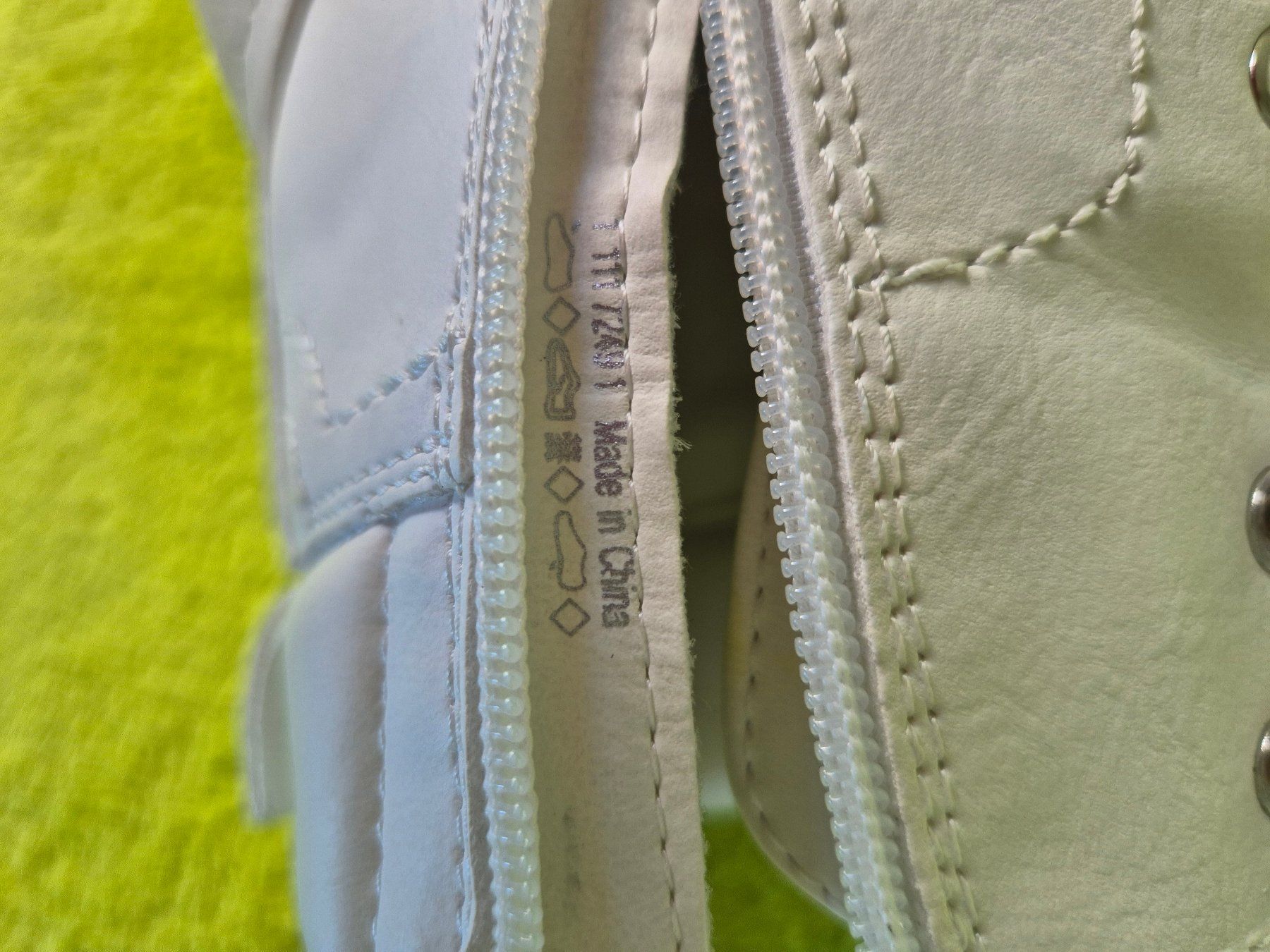 Scarpe da donna: Boots winterweiss, Grösse 39 – Usato da Winterberg ZH venduto da Gemini63 5