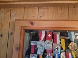 Kranzkasten (ohne Kränze)