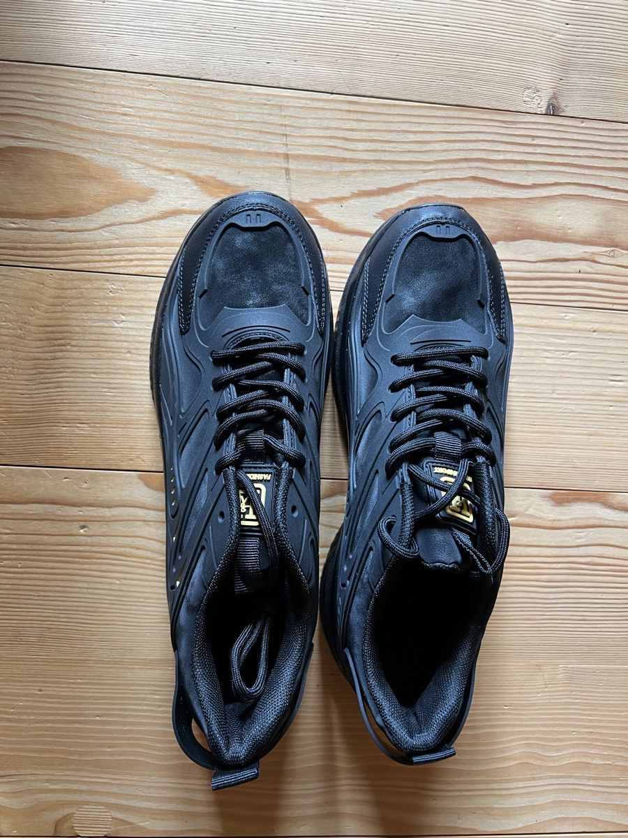 Scarpe da uomo: Turnschuh Gr.43 – Usato da Reigoldswil venduto da Gora5 1