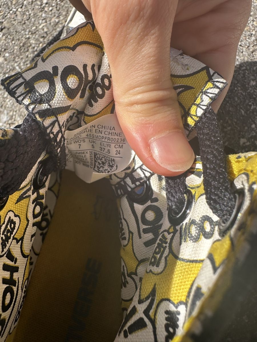 Converse Scarpe da uomo: Converse Simpsons Schuhe Grösse 37.5 gebraucht – Usato da Solothurn venduto da tab_8zc7 6