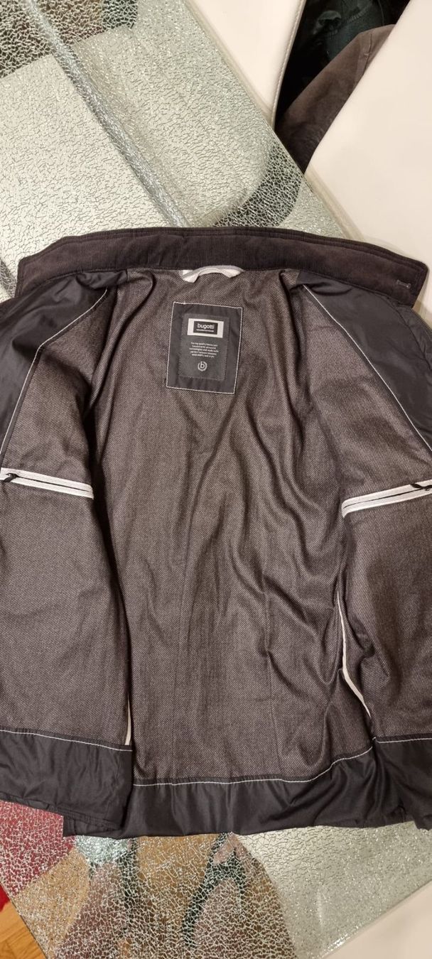 Bugatti Vestes: Bugatti Gr. M – D'occasion à Luzern par Edii025 9