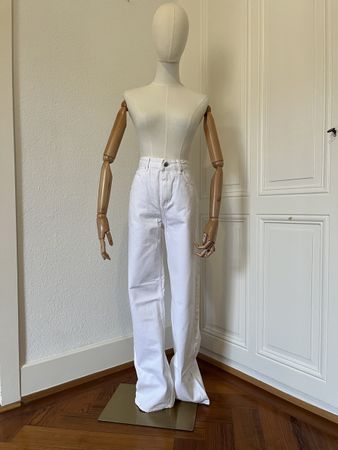 Zara White Jeans Woman EUR38/USA6 - Summer Essential!