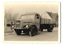 28 Fotografien Lastwagen MAN, LKW der We