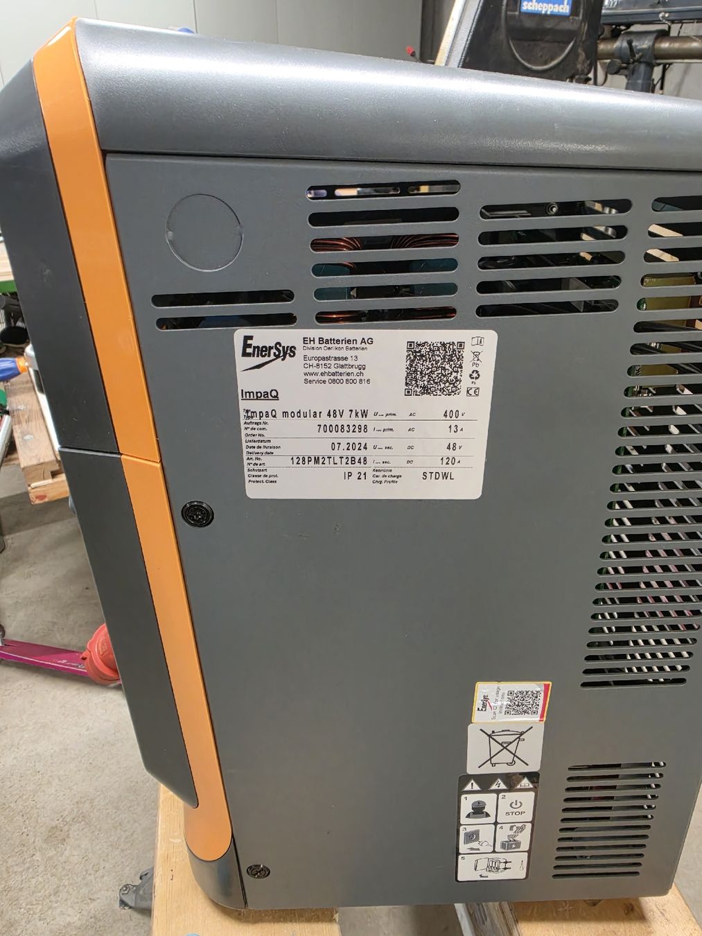 Akkus & Batterien: EnerSys IMPAQ Batterieladegerät. – Neu (gemäss Beschreibung) aus Lenzerheide/Lai von Sewo1 1