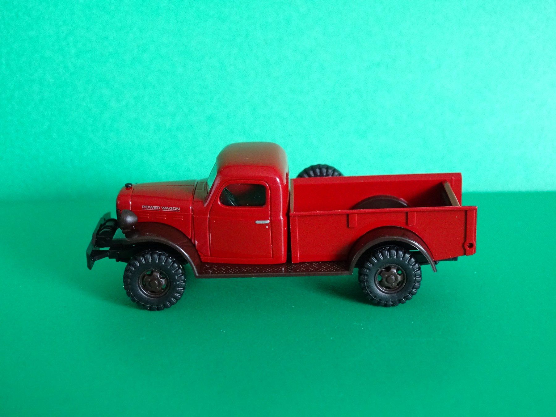 Busch Modellini d'auto: Dodge Power Wagon von Busch 1/87 – Nuovo e nell'imballaggio originale da Bretzwil venduto da Meex 2