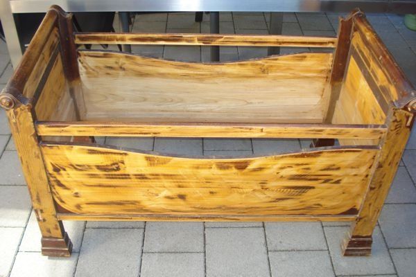 Letti: Antikes Kinderbett 130x68x77 – Usato da Bleienbach venduto da Mineral_Antik57 1