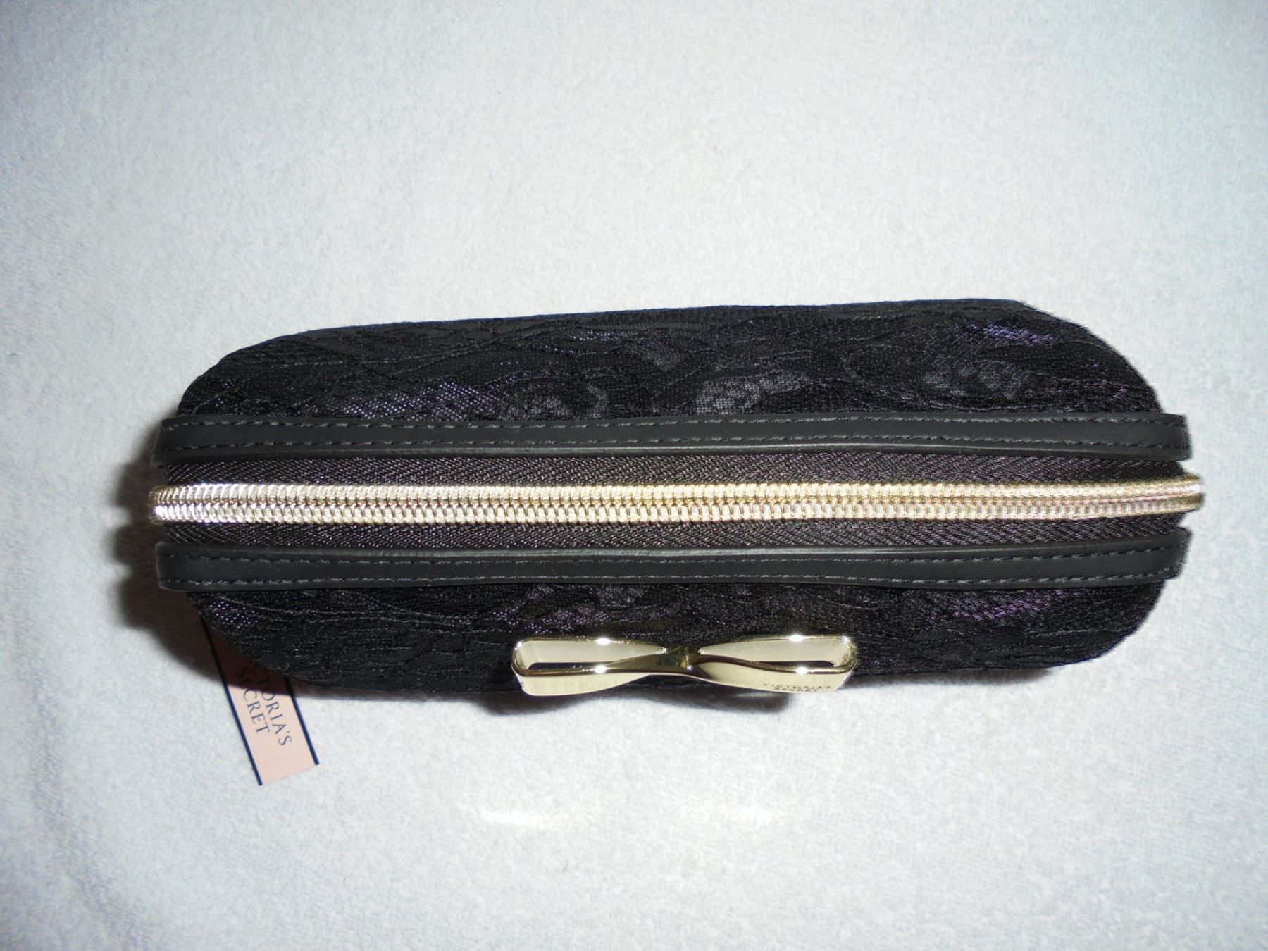 Victoria's Secret Custodie per cosmetici: VICTORIA'S SECRET MAKE-UP TASCHE – Nuovo e nell'imballaggio originale da Aarau Rohr venduto da PinkSchwein 2