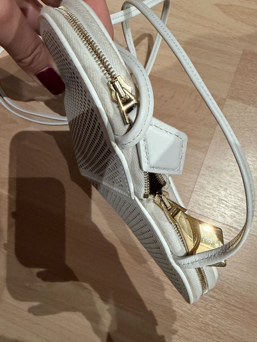 Alaia Borse: Alaïa heart bag – Usato da Fahrweid venduto da Stellar_times 3
